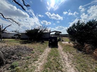 275 Ranchland Dr, Mountain Home, TX 78058