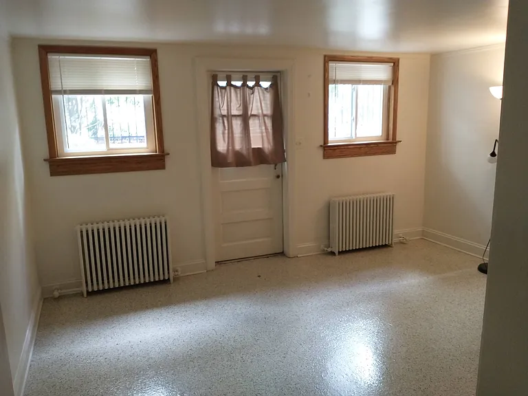 5260 W Foster Ave #0 — Photo 4