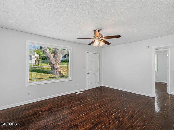 5th image of 506 Broadview Dr