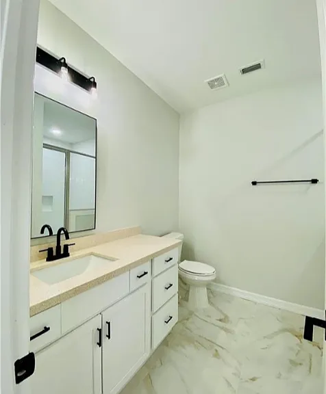 5316 N Crown Point — Photo 3