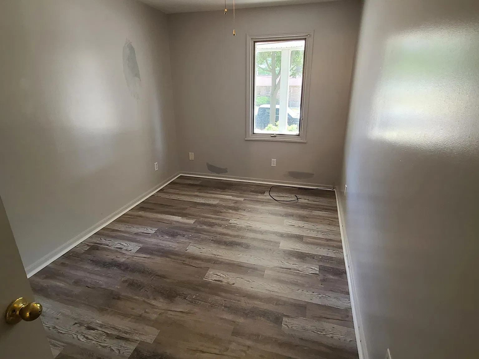 3 bed, 1000 sqft, $1,250 — Photo 4