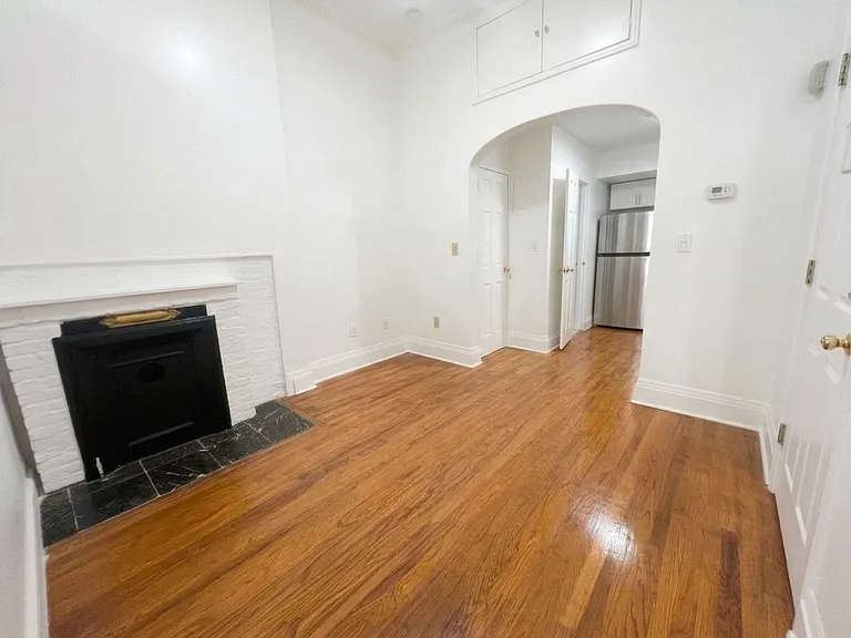 316 W 104th St #3A — Photo 10