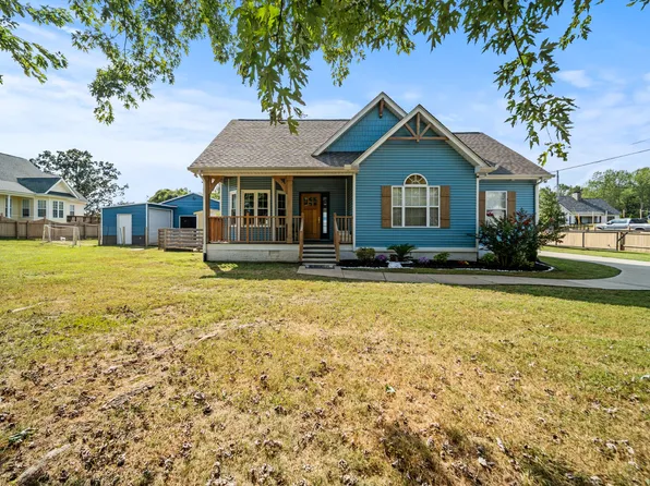 832 Blakemore Rd, Dickson, TN 37055