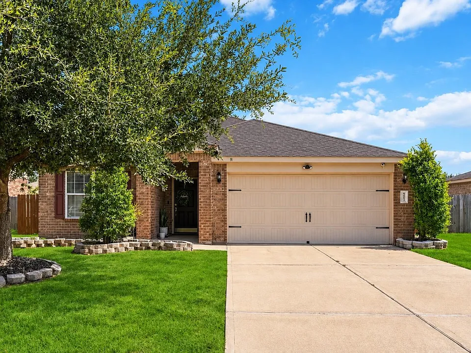 9903 Garnet Springs Dr