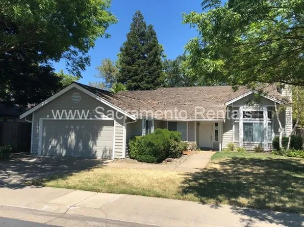 9521 Laguna Lake Way, Elk Grove, CA 95758