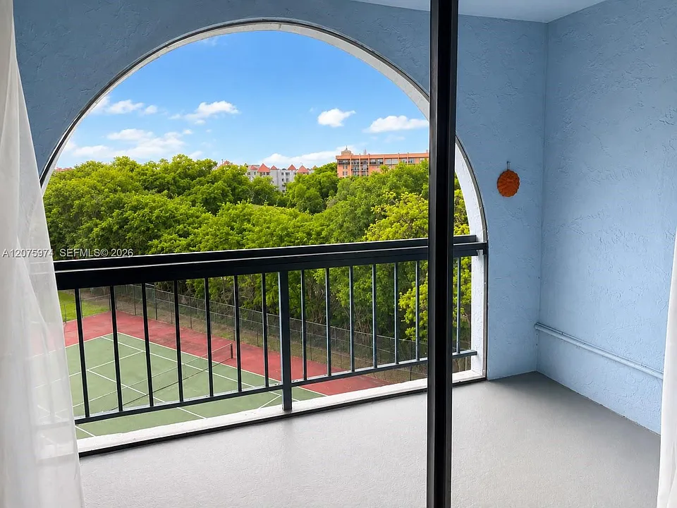 9440 Fontainebleau Blvd #515