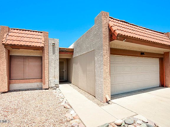 2nd image of 550 W HARVARD Drive
