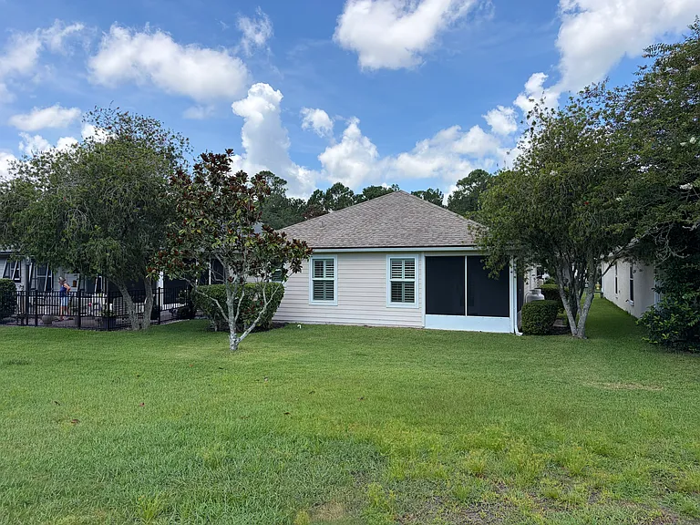 2097 W Lymington Way — Photo 2