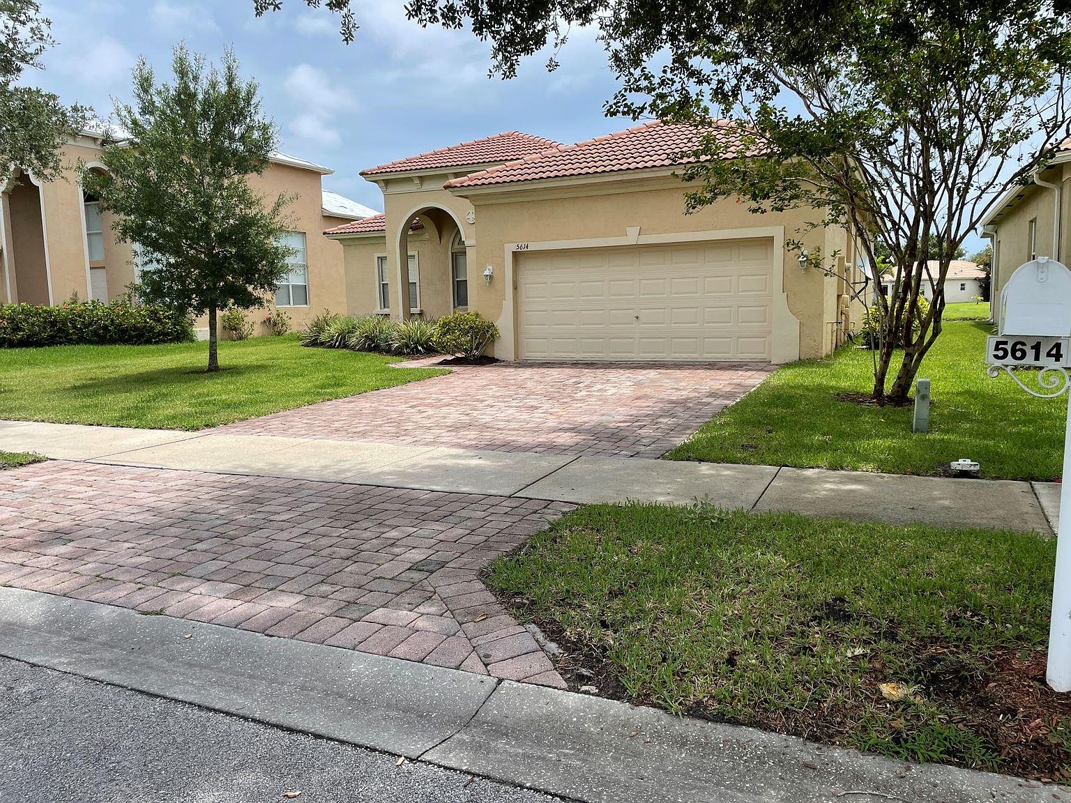 5614 Place Lake Dr, Fort Pierce, FL 34951 Zillow