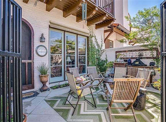 3rd image of 225 Casa Blanca Ave