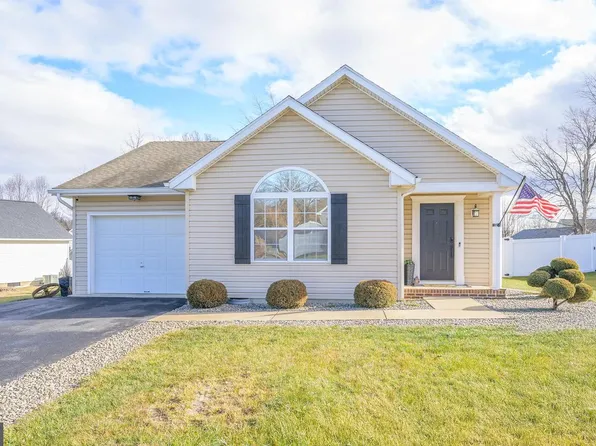 608 Artisan Way, Martinsburg, WV 25401