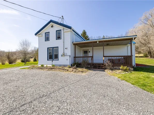 2444 Guyanoga Rd, Penn Yan, NY 14527
