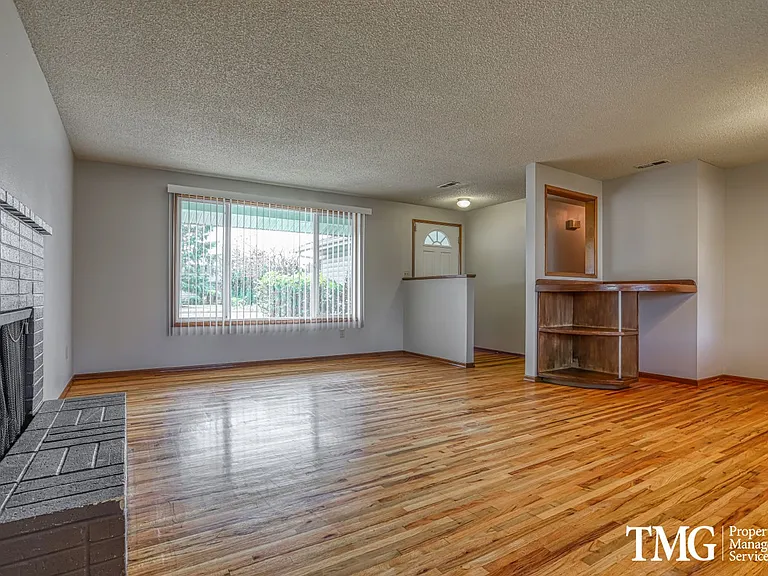 8018 NW 1st Ave — Photo 4