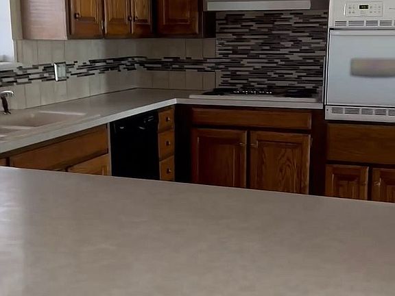 3rd image of 1602 Avondale Blvd