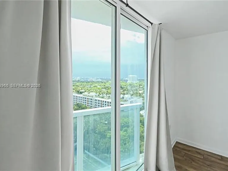 2101 Brickell Ave #CU-1611 — Photo 12
