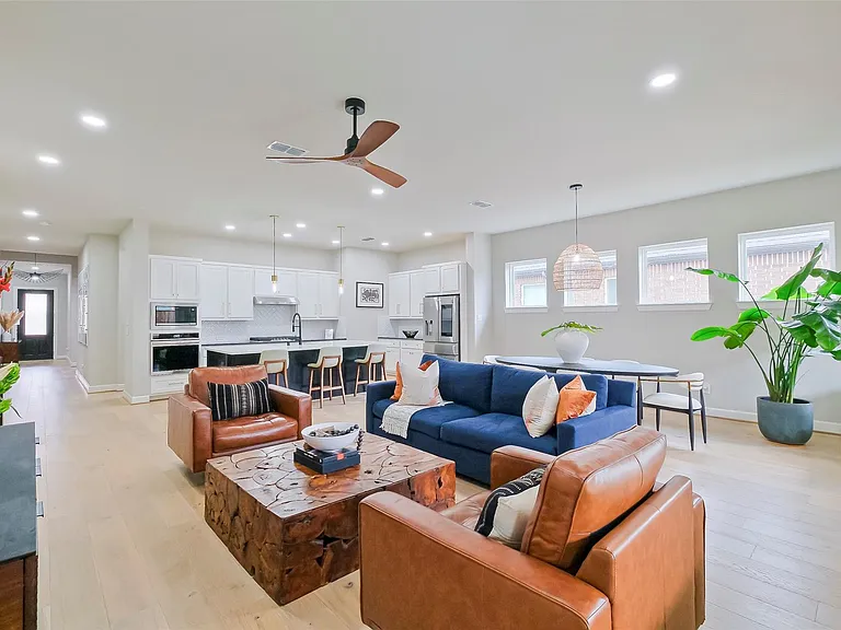 2310 Precision Ln — Photo 15