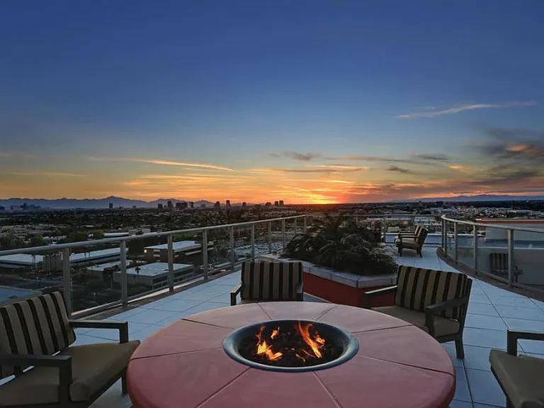 2211 E Camelback Rd #604 — Photo 39