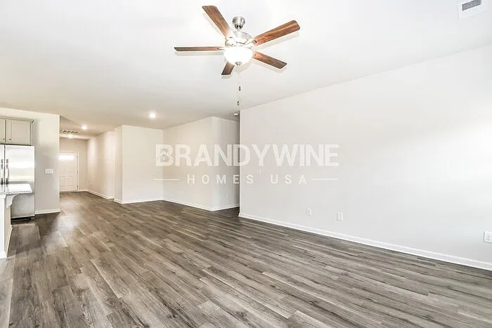 580 Glenmanor Dr — Photo 8
