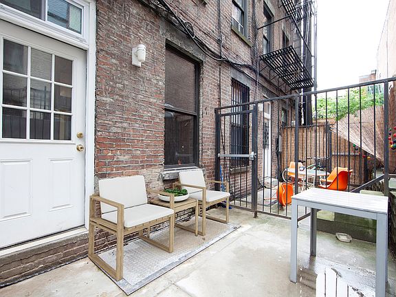 5th image of 15 Essex St APT 4