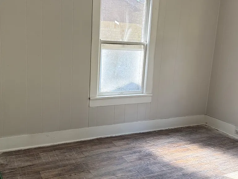 3903 Polk St — Photo 6