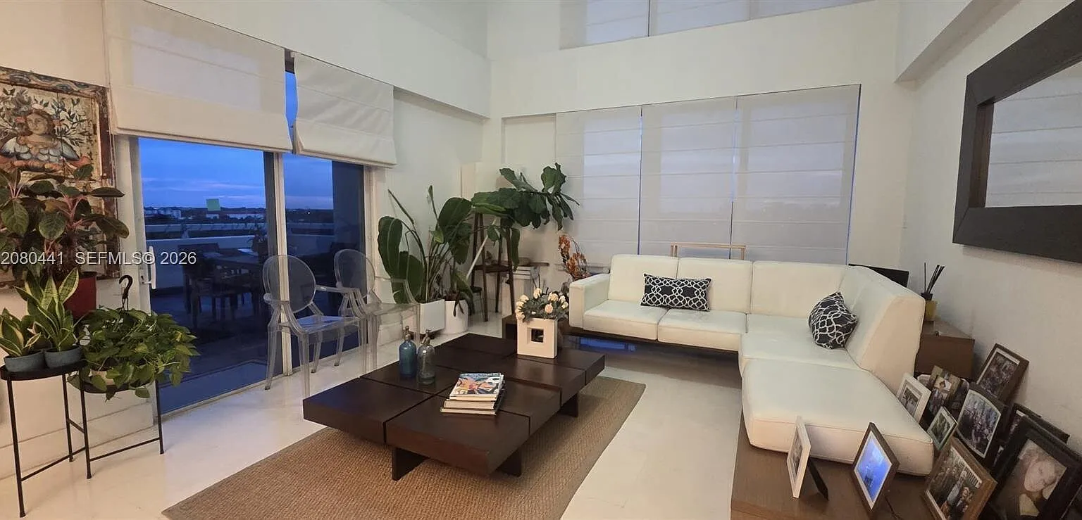 3 bed, 1873 sqft, $5,500 — Photo 3