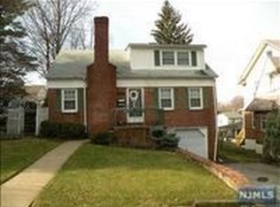 220 Parkway, Maywood, NJ 07607