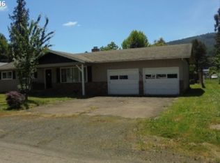 635 Division Ave, Drain, OR 97435