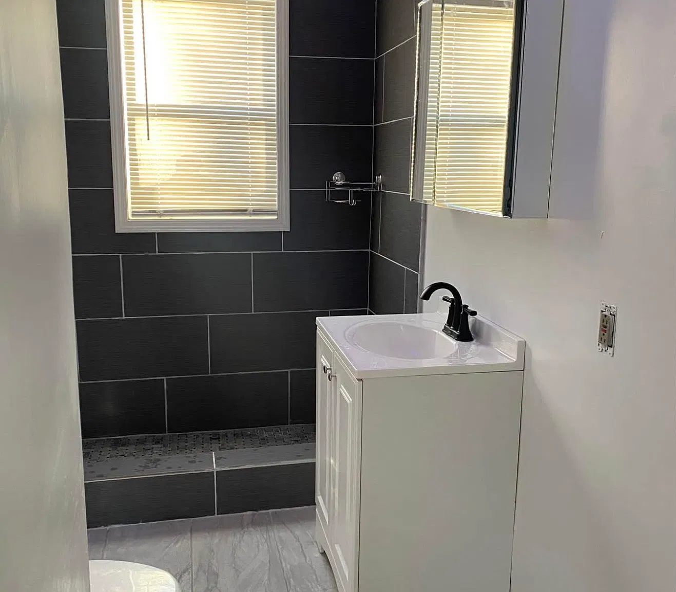 2 bed, 1250 sqft, $1,400 — Photo 3
