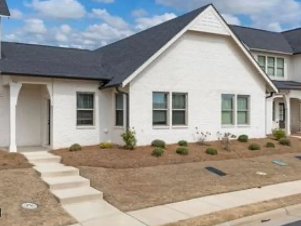504 Grey Oak Cir