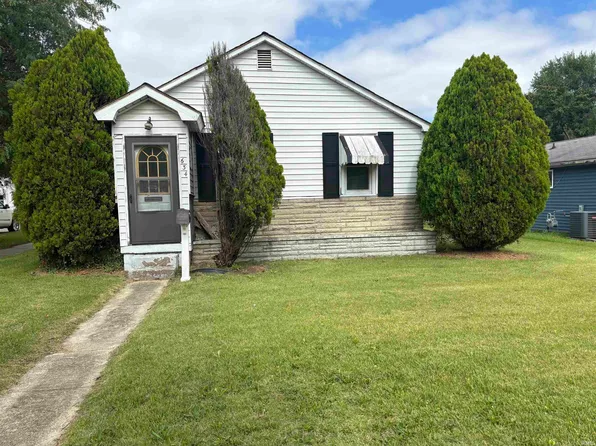 634 W Lusher Ave, Elkhart, IN 46516
