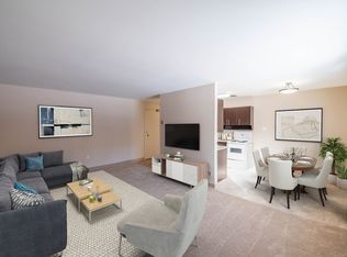 696 Kildare Ave E #3-BEDROOM, Winnipeg, MB R2C 0P8