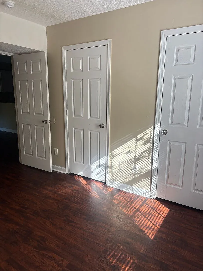 3830 Lassiter Mountain Apartments — Photo 3