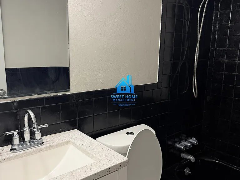 1911 Wellborn Dr — Photo 5
