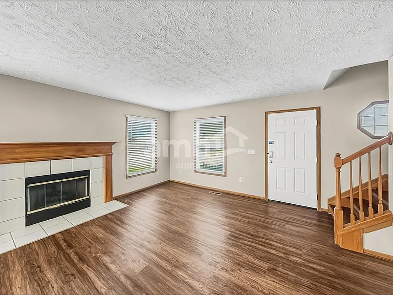 825 Whitehead Dr — Photo 7