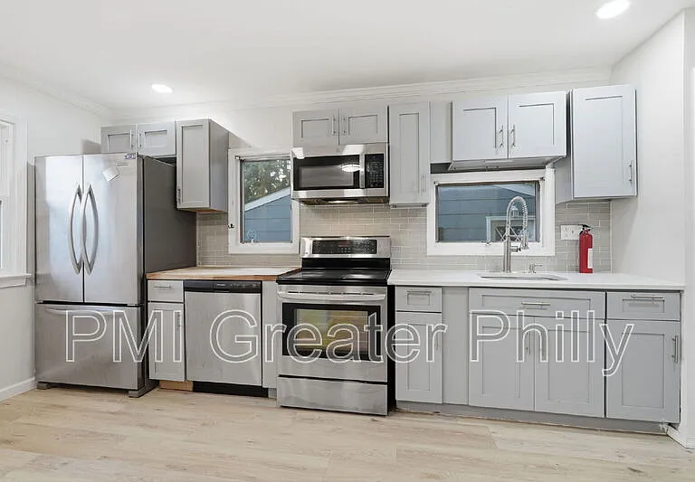 1523 W Cheltenham Ave — Photo 11