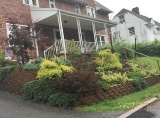 32 E Foster Ave, Coaldale, PA 18218