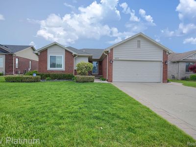 51672 Huntley Ave, New Baltimore, MI, 48047