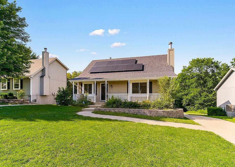 1st image of 1878 Gates Dr W