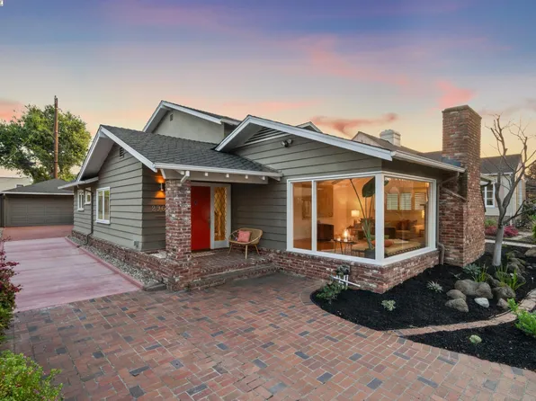 2960 Gibbons Dr, Alameda, CA 94501
