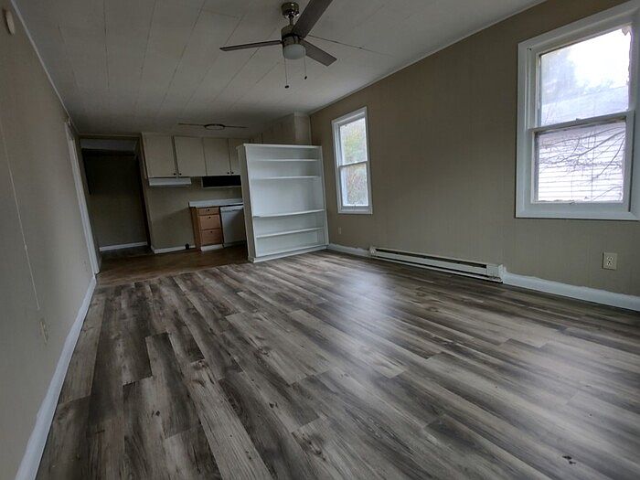 1st image of 1014 Montgomery St