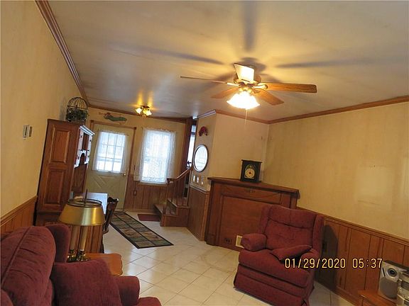 3rd image of 49 Hubbard Dr