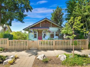 708 13th St, Bellingham, WA 98225