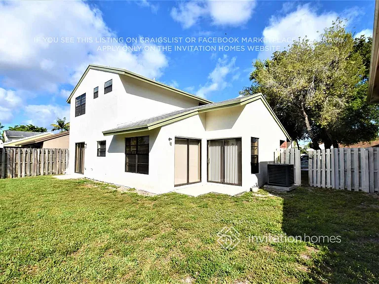 14710 Cedar Creek Pl — Photo 24