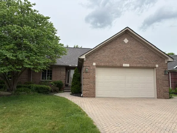18407 Tarpey Dr, Macomb, MI 48044