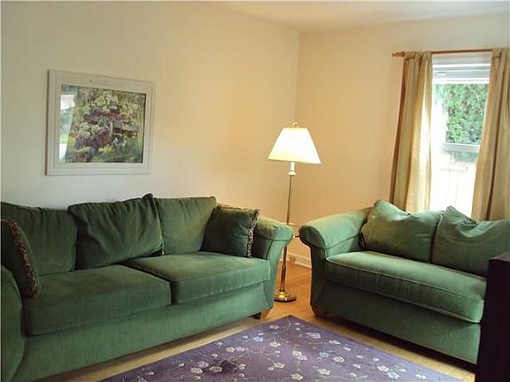 3rd image of 1521 Shubel Ave