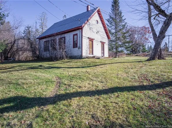 296 Ledge Rd, Dufferin, NB E3L 3Z5