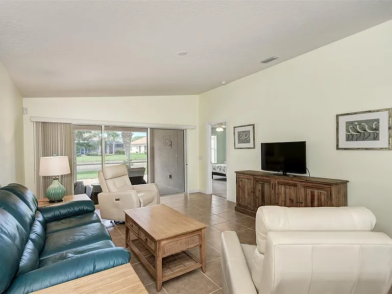 6083 Benevento Dr — Photo 13