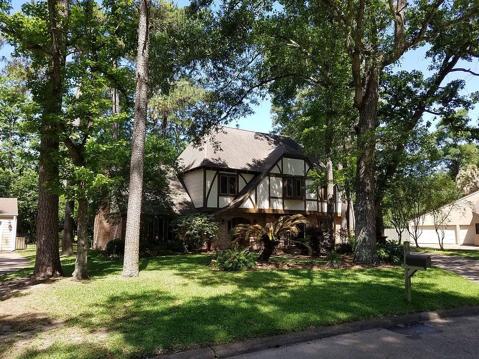 Beautiful shaded Lot