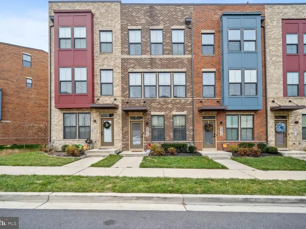 2815 Lewis Ave, Suitland, MD 20746