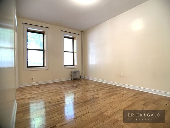 5th image of 184 Clarkson Ave APT 1I